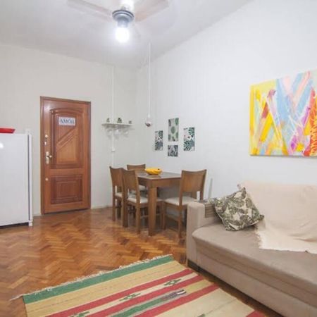 Apartamento Charmoso Na Praia De Copacabana Rio de Janeiro Esterno foto