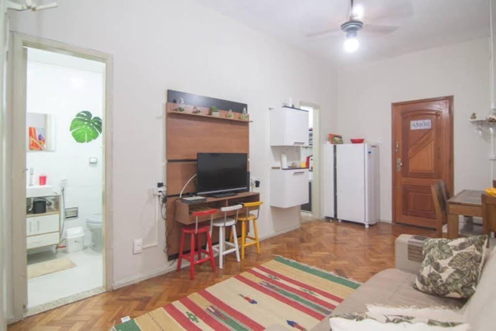 Apartamento Charmoso Na Praia De Copacabana Rio de Janeiro Esterno foto